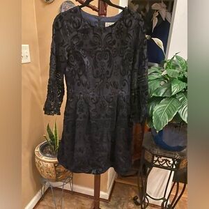 Eliza J VELVET DRESS